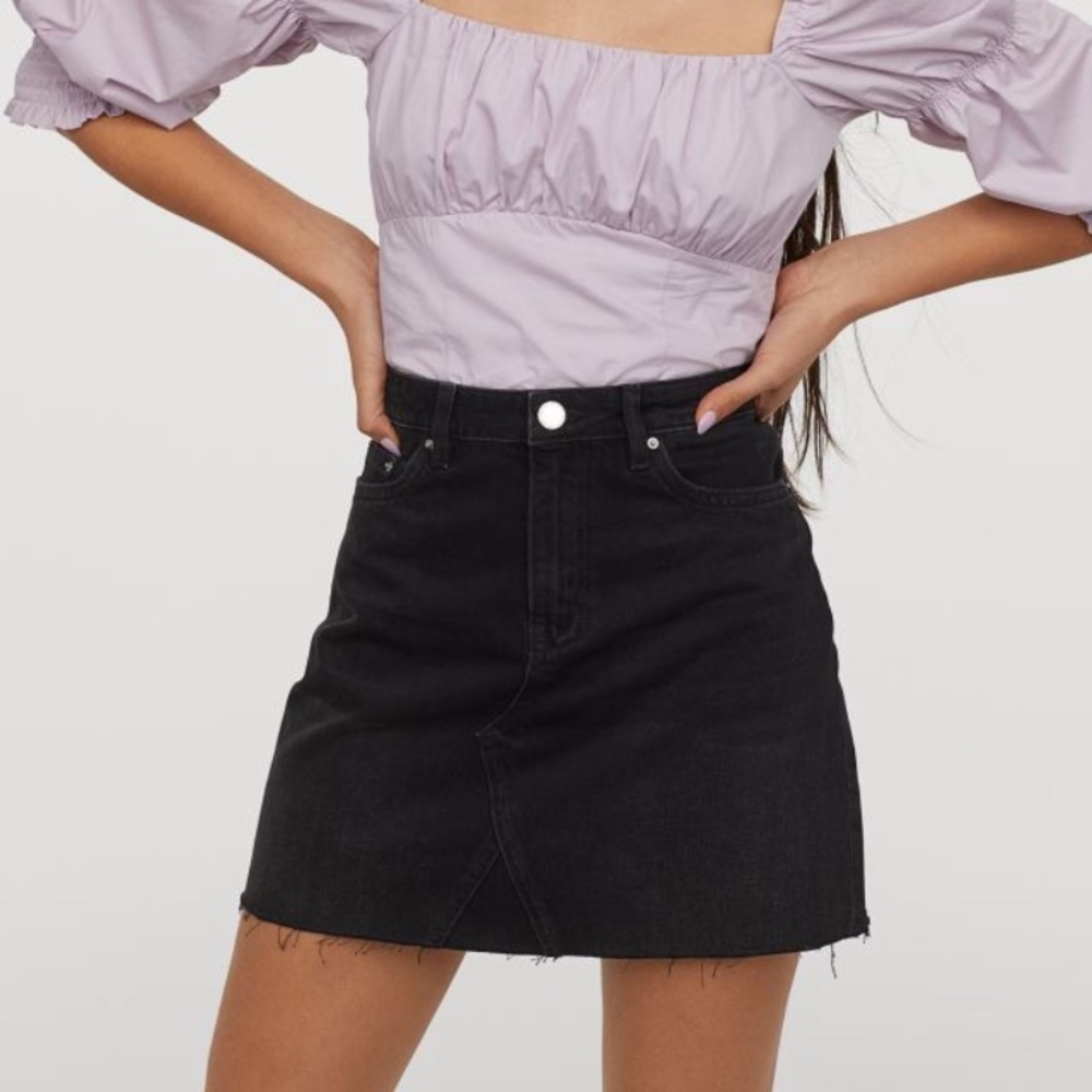 H&M black denim skirt NWT